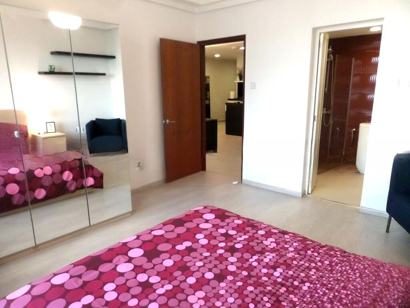 INTERNATIONAL PLAZA 12