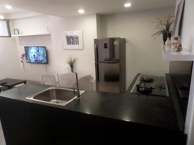 INTERNATIONAL PLAZA 2