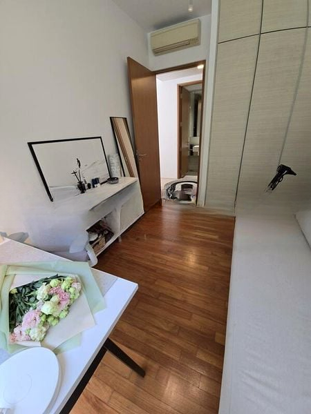 THE SEAFRONT ON MEYER 3