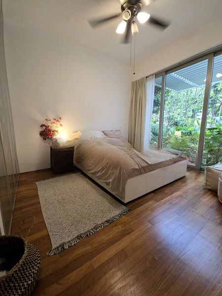 THE SEAFRONT ON MEYER 2