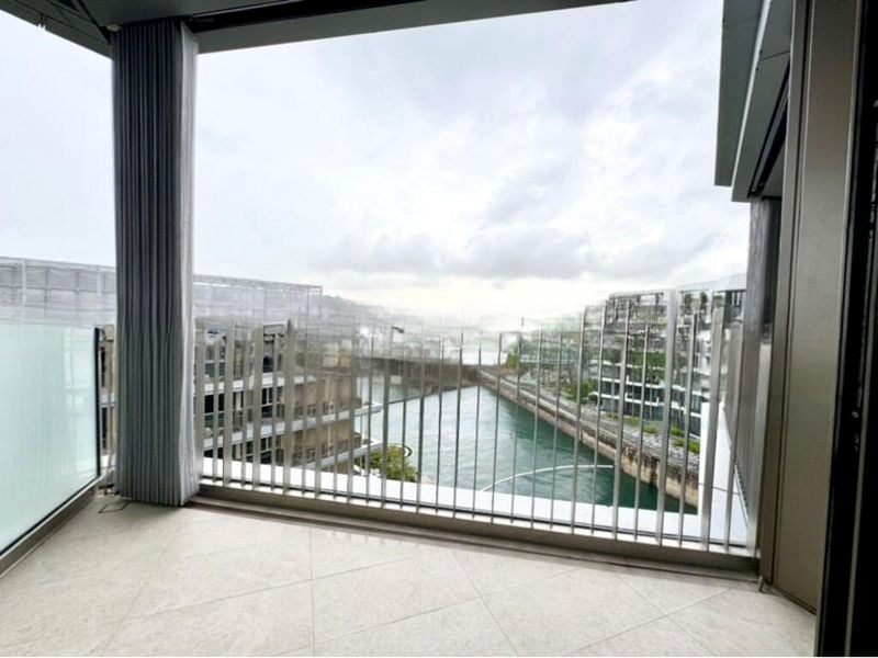 THE REEF AT KING'S DOCK 5