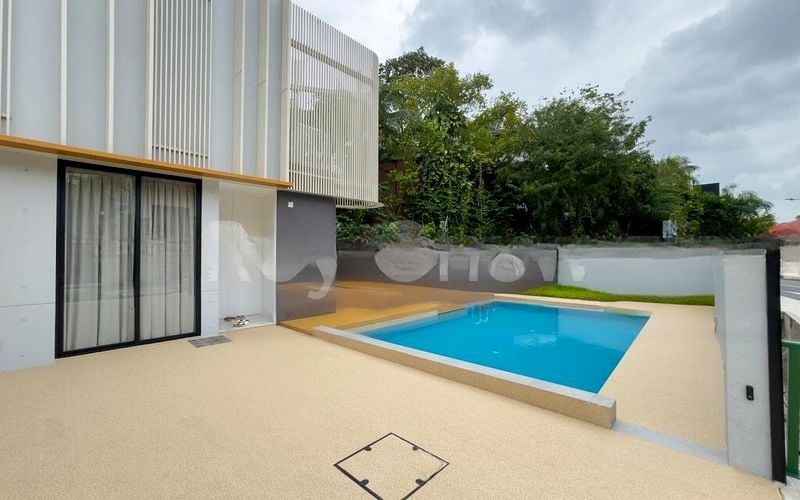 CHIP HOCK GARDENS 11