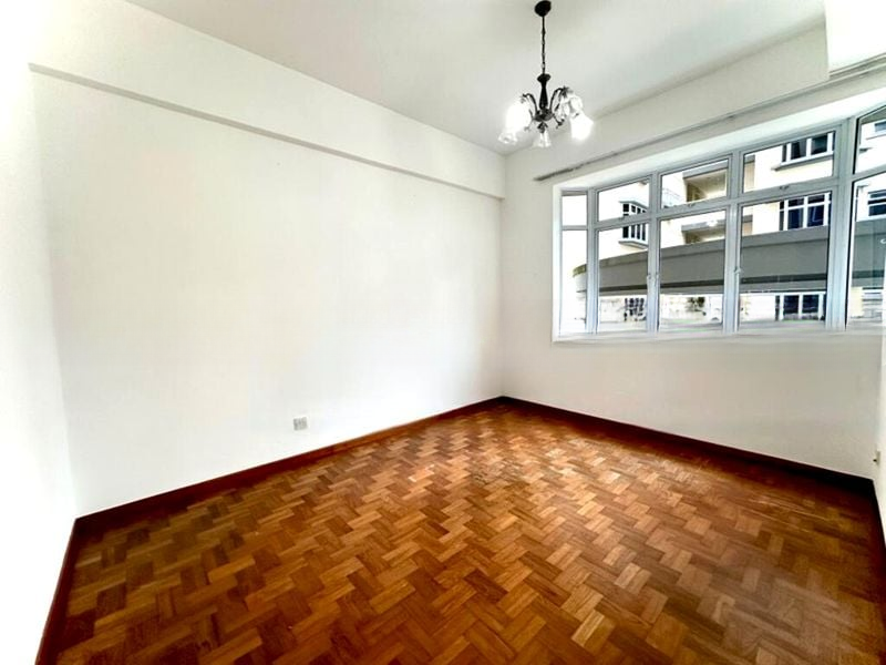 HILLVIEW 128 6