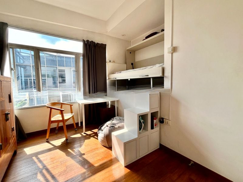 LEICESTER SUITES 8