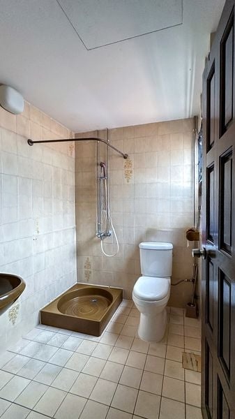 GOLDEN HILL ESTATE 13