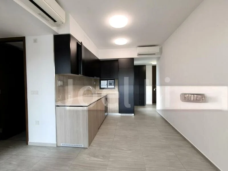 GRANDEUR PARK RESIDENCES 2