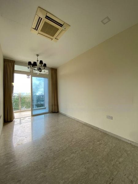 SUITES @ PAYA LEBAR 10