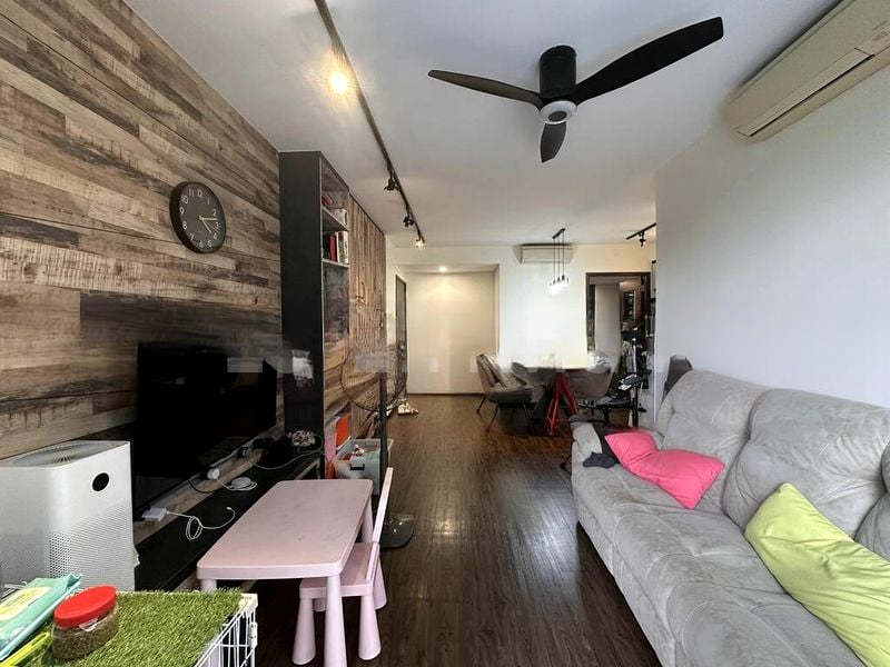 RIVERPARC RESIDENCE 13