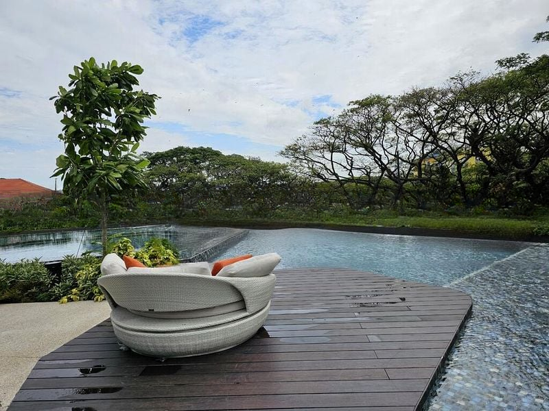 AVENUE SOUTH RESIDENCE 2