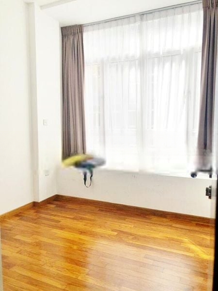 PALM GALLERIA 6