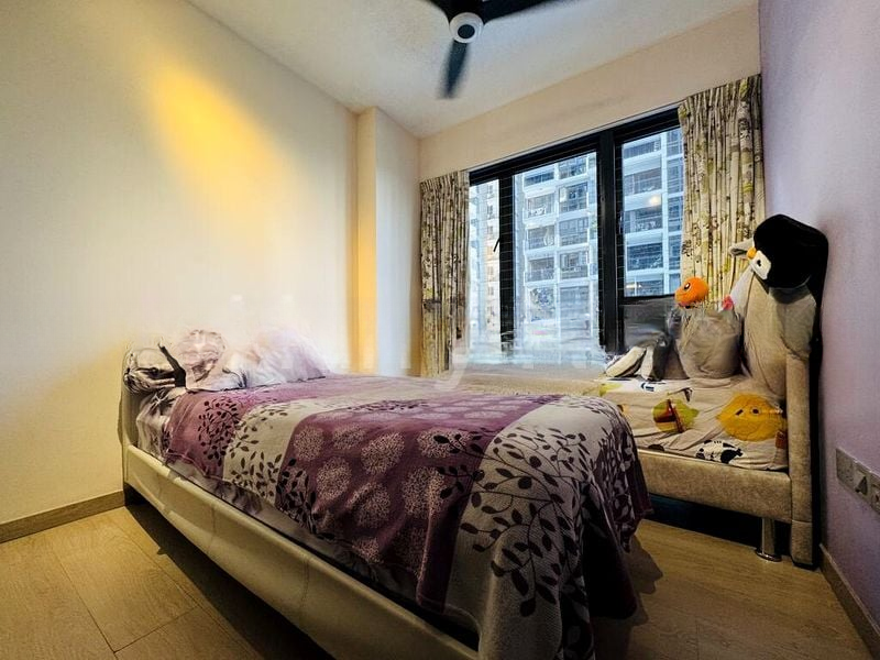RIVERPARC RESIDENCE 6