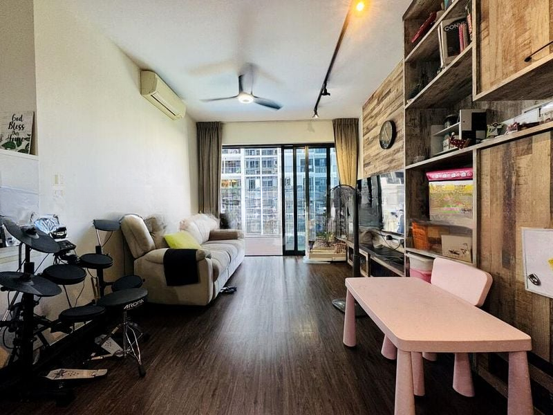 RIVERPARC RESIDENCE 14