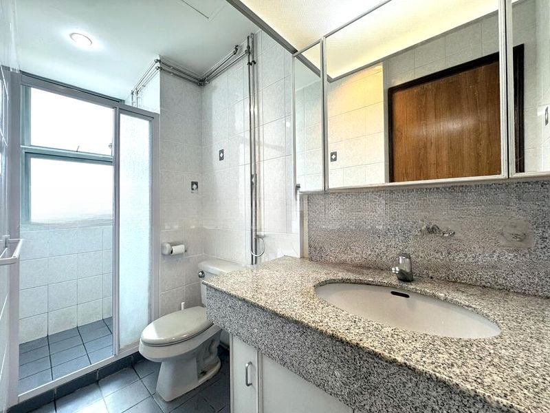 ASTOR GREEN 9