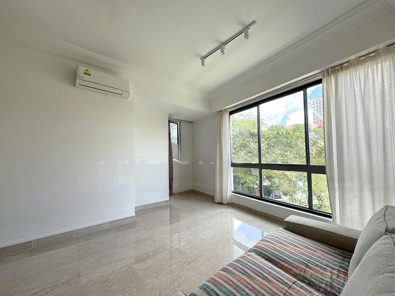 ASTOR GREEN 13