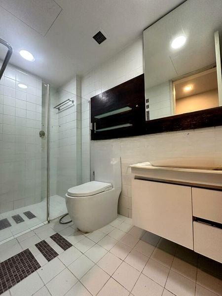 DAHLIA PARK CONDOMINIUM 1