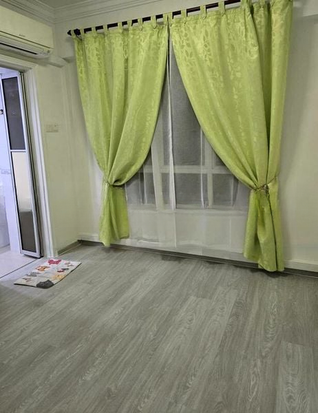 ESCADA VIEW 2
