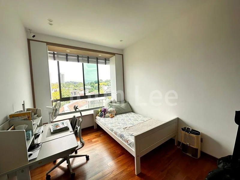 DUCHESS RESIDENCES 11