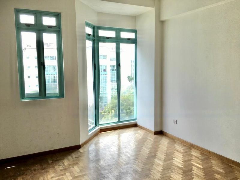 BALLOTA PARK CONDOMINIUM 4