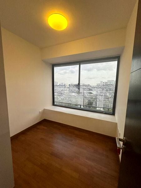 REGENT RESIDENCES 7