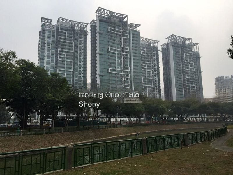 EIGHT RIVERSUITES 13