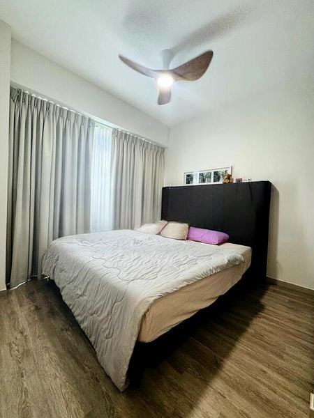 RIVERFRONT RESIDENCES 2