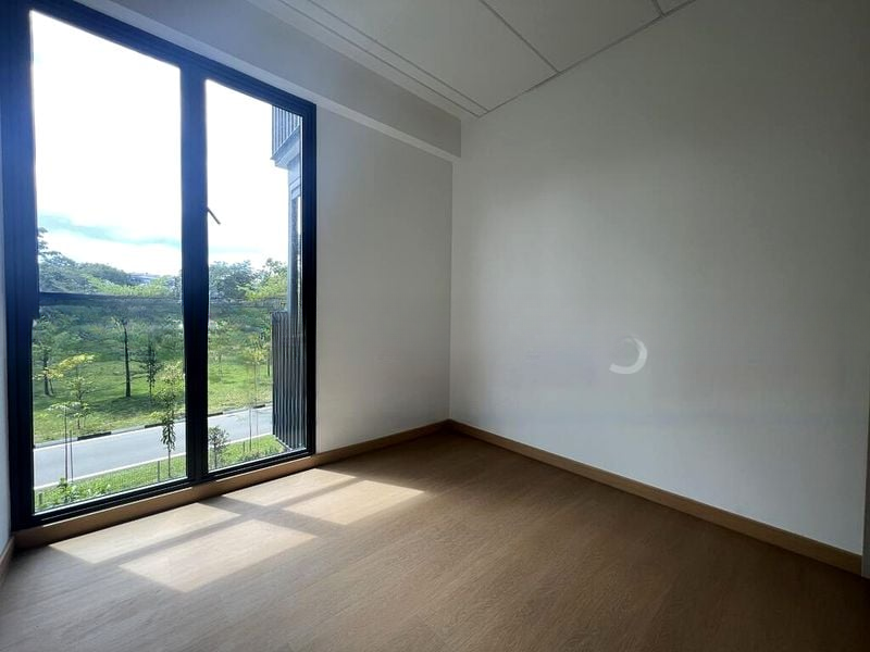 TREASURE AT TAMPINES 5