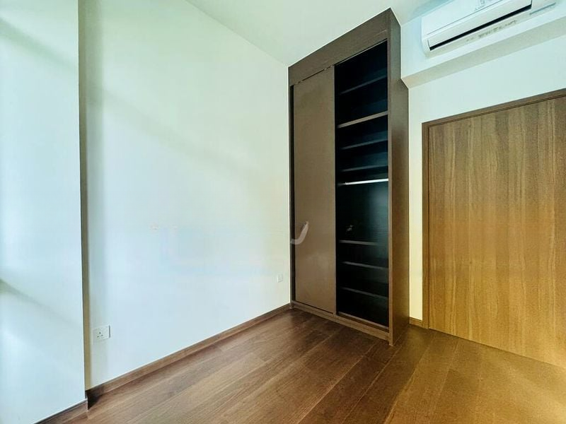 PHOENIX RESIDENCES 1
