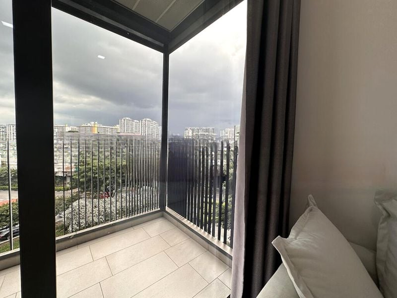 THE VENUE RESIDENCES 9