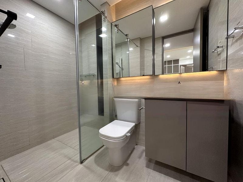 THE VENUE RESIDENCES 12