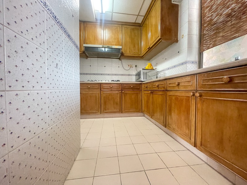 ORCHID PARK CONDOMINIUM 16