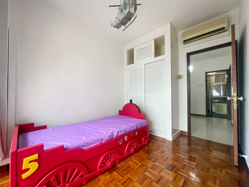 ORCHID PARK CONDOMINIUM 4