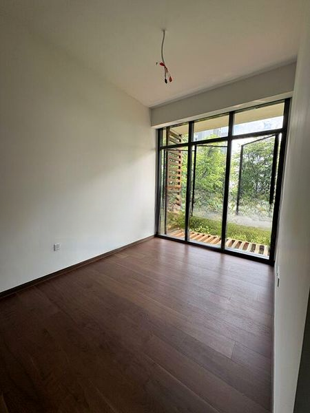 PHOENIX RESIDENCES 7