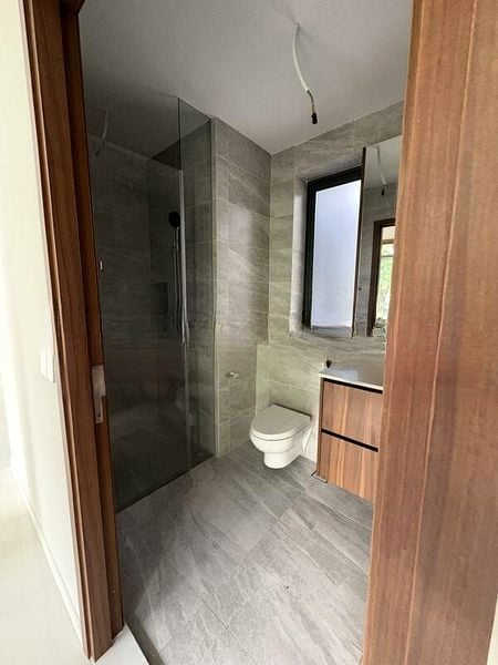 PHOENIX RESIDENCES 1