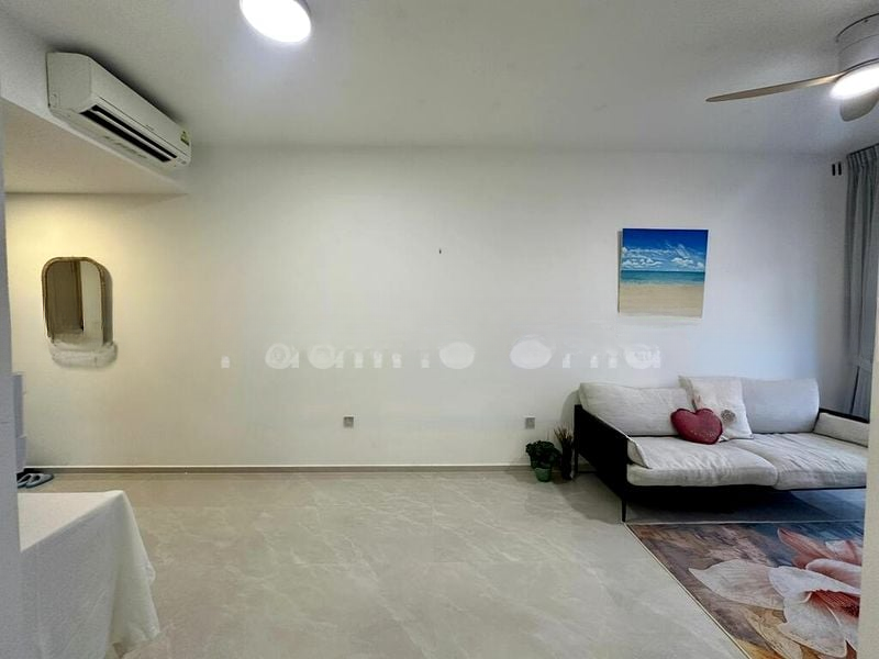 DAIRY FARM RESIDENCES 14