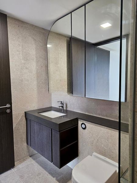 AVENUE SOUTH RESIDENCE 8