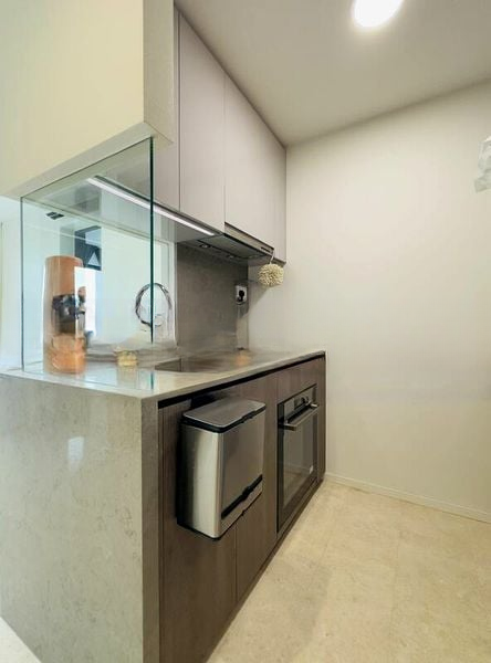 AVENUE SOUTH RESIDENCE 6