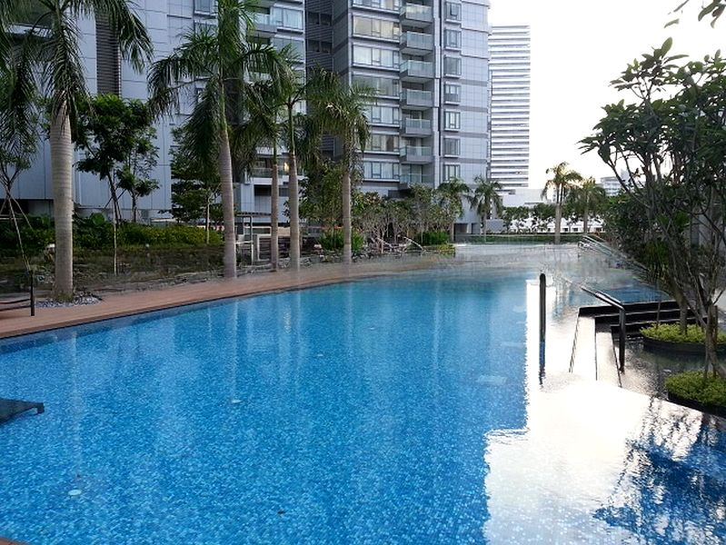 CONCOURSE SKYLINE 13