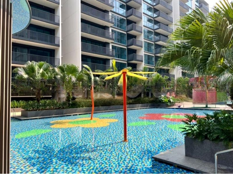 TREASURE AT TAMPINES 8