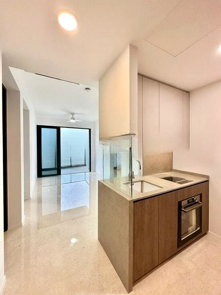 AVENUE SOUTH RESIDENCE 4