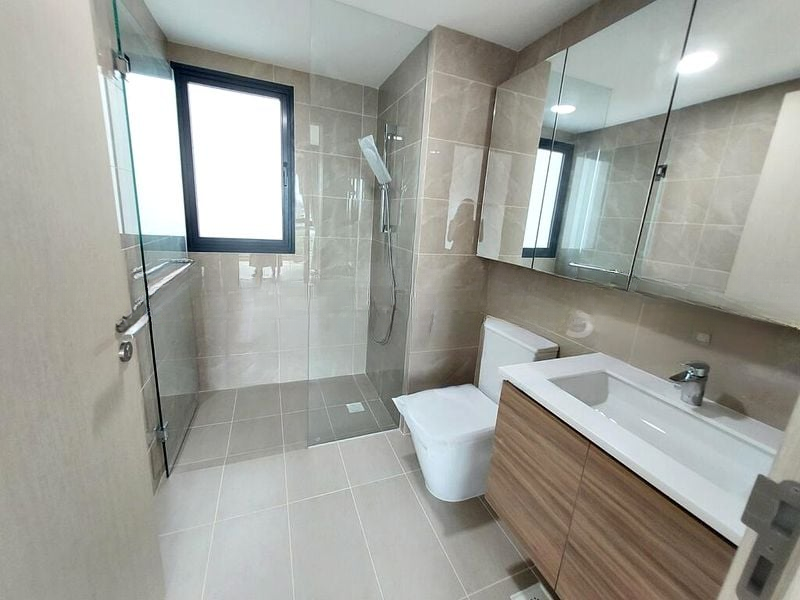 TREASURE AT TAMPINES 4