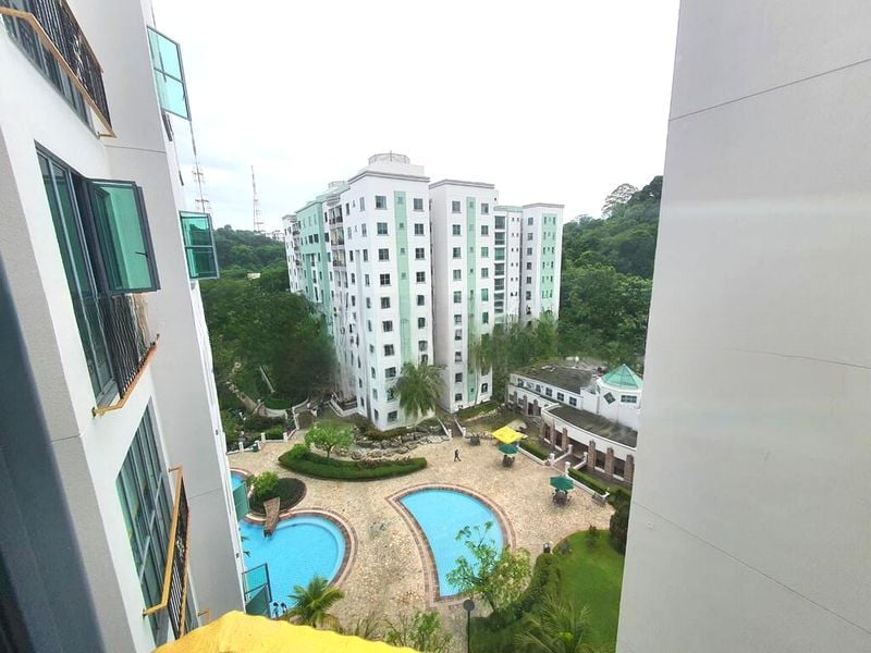 SPRINGDALE CONDOMINIUM 15
