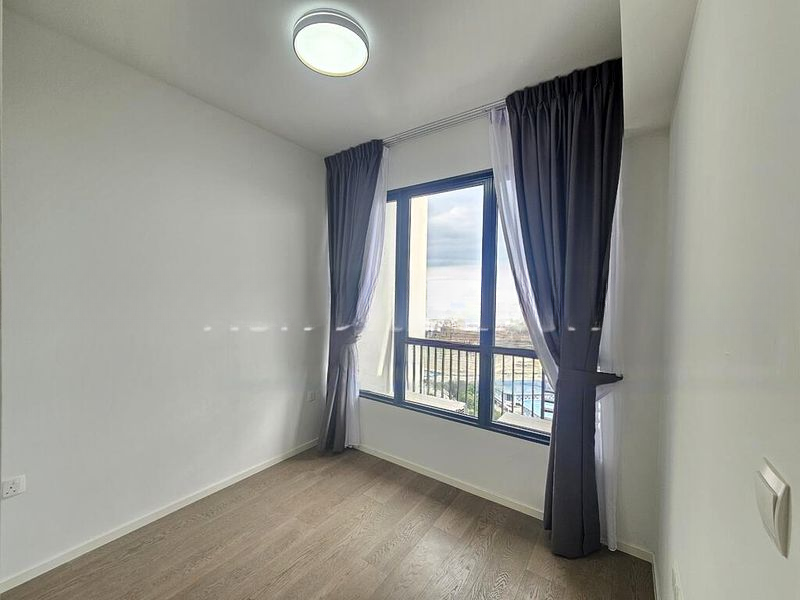 AVENUE SOUTH RESIDENCE 8