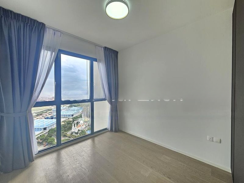 AVENUE SOUTH RESIDENCE 6