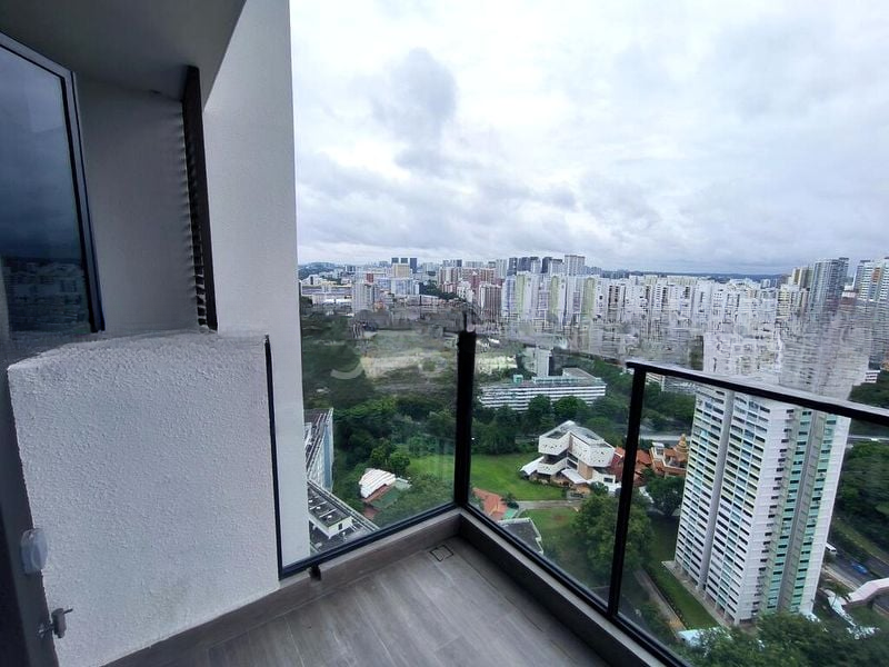 AVENUE SOUTH RESIDENCE 7