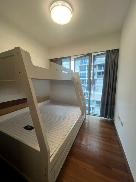 Q BAY RESIDENCES 5