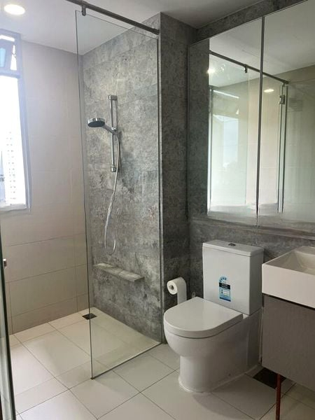 Q BAY RESIDENCES 6