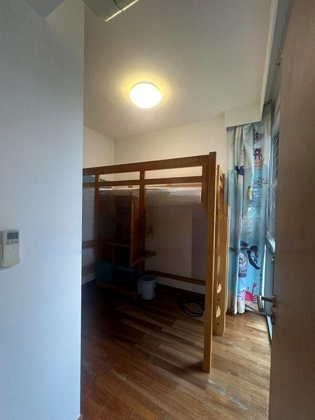 Q BAY RESIDENCES 4