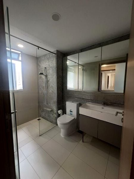 Q BAY RESIDENCES 7