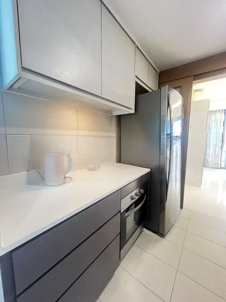 Q BAY RESIDENCES 10
