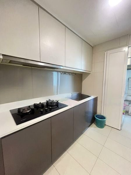 Q BAY RESIDENCES 11